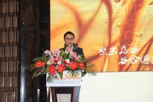 潍坊谷合传动技术有限公司技术部经理李山就我国农机部件制造企业的生存与发展策略发表讲话。