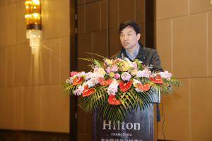 徐小林总经理作《坚守 挑战 共赢》的主题发言。