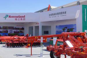 格兰高端农具亮相2015新疆农业机械博览会