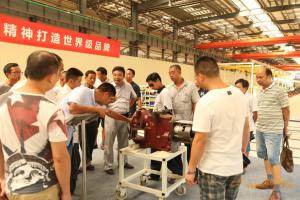 本次培训由湖南省农业机械管理局主办、中联重科承办，是湖南省首次采用政企联合的方式开展农机技能培训。
