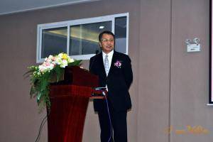 东风井关公司总经理藤田信雄致辞，向支持东风井关的供应商伙伴们表示感谢。