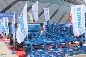 德国LEMKEN参加2016蒙东农机博览会现场照片。