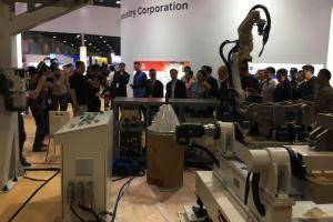 中国一拖智能产品亮相广州机器人、智能装备及制造技术展览会