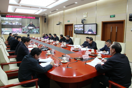 余欣荣:推进结构调整 高标准高质量完成春耕生