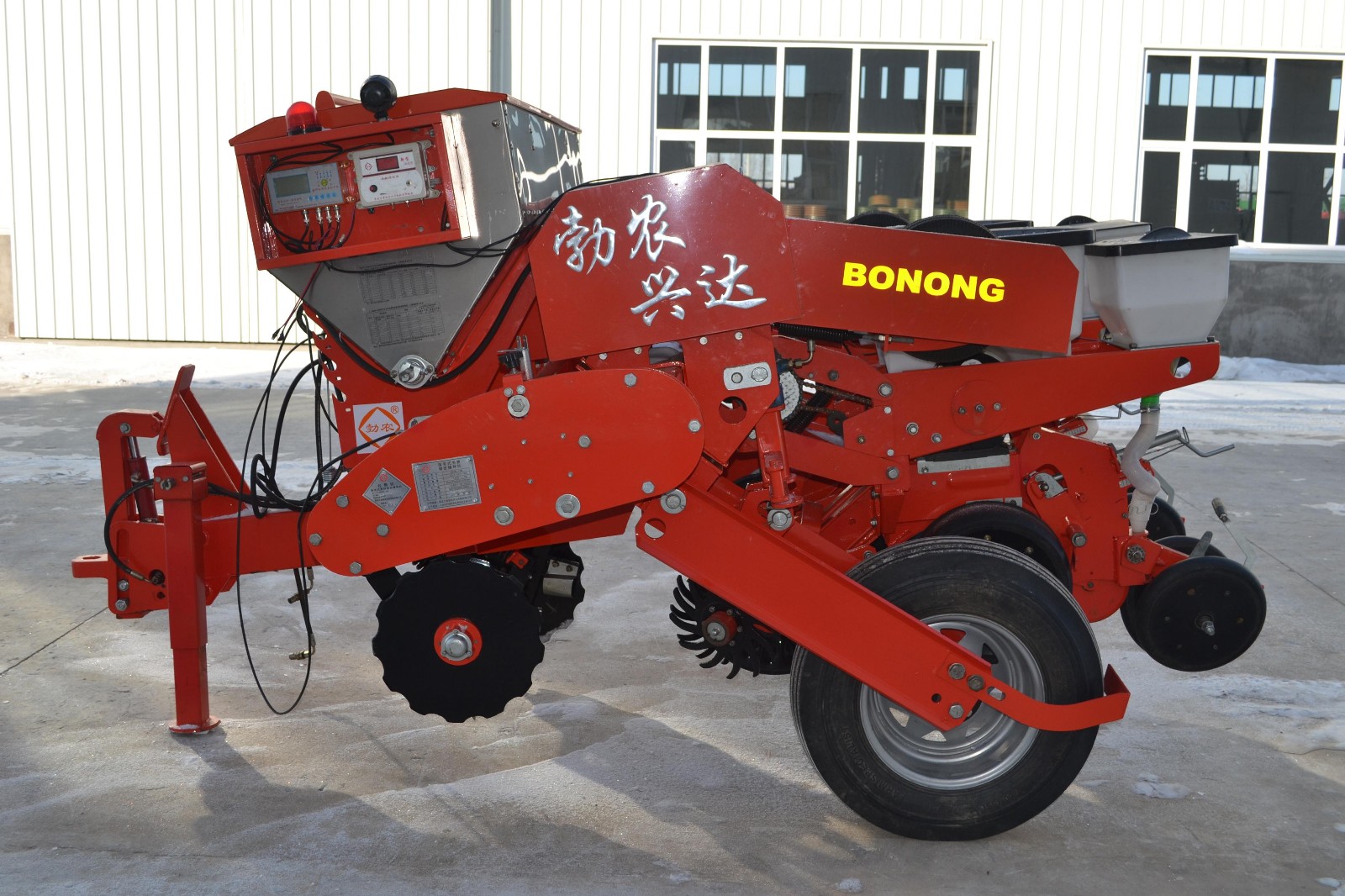 勃农2bzm-2型指夹式免耕精密播种机